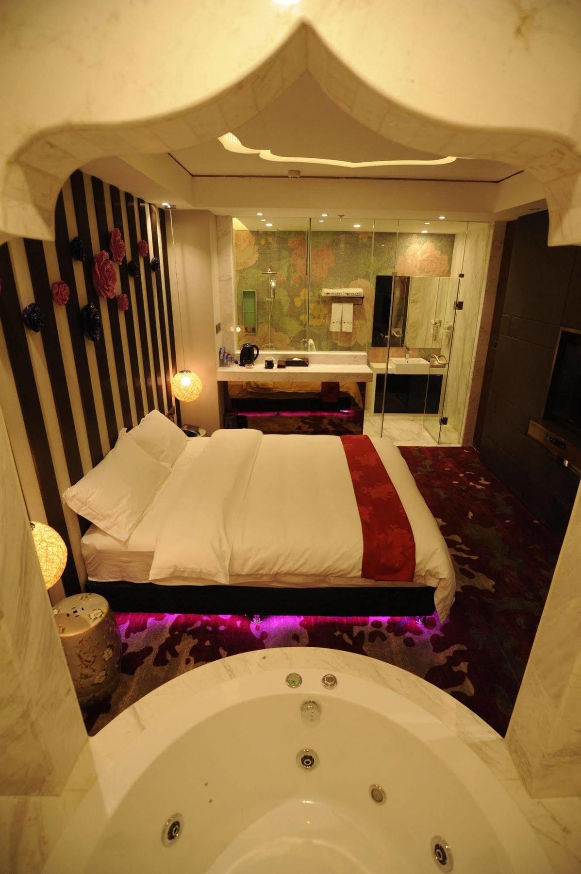 Secret Garden Hotel Guangzhou Exterior photo