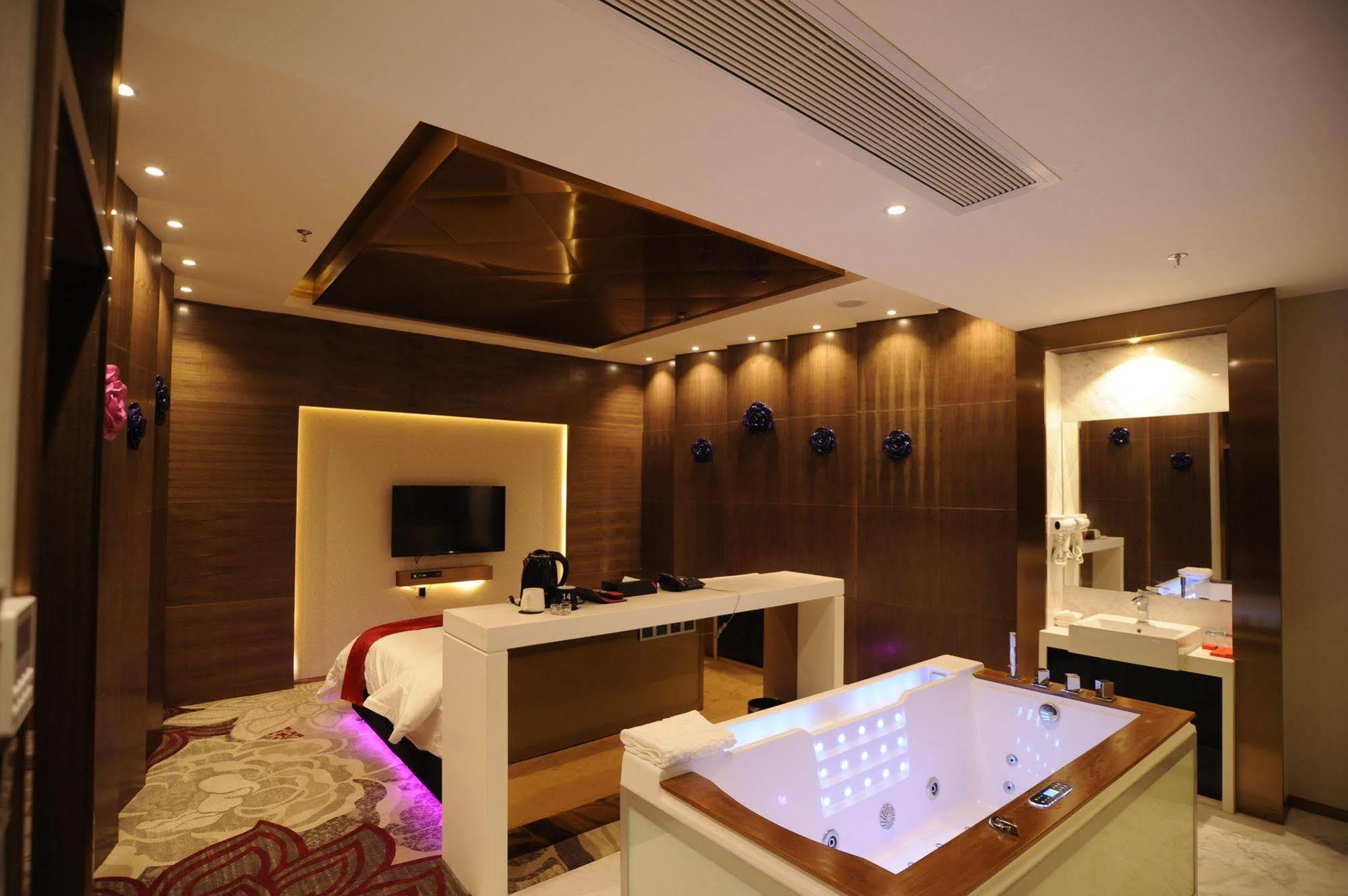 Secret Garden Hotel Guangzhou Exterior photo