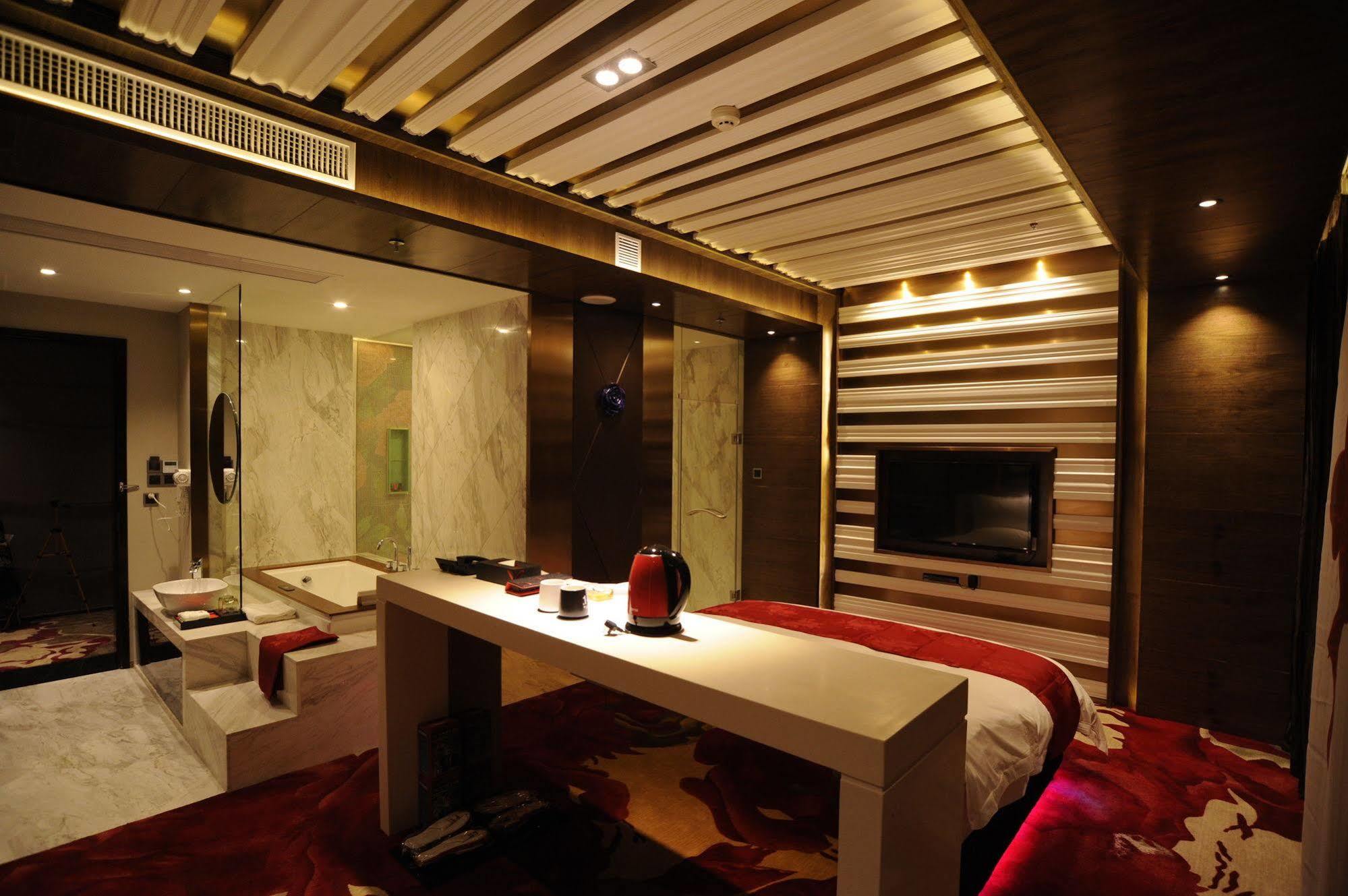 Secret Garden Hotel Guangzhou Exterior photo